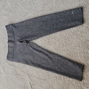 Pink Victorias Secret Ultimate capri yoga leggings